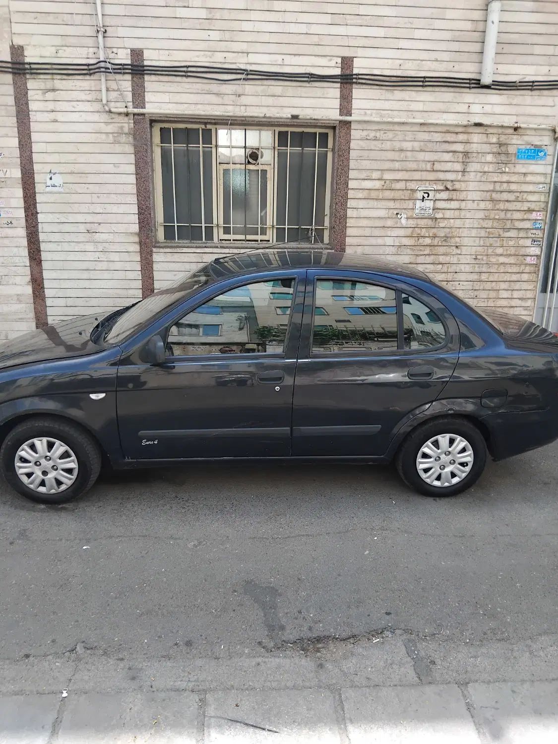 تیبا صندوق دار SX - 1393