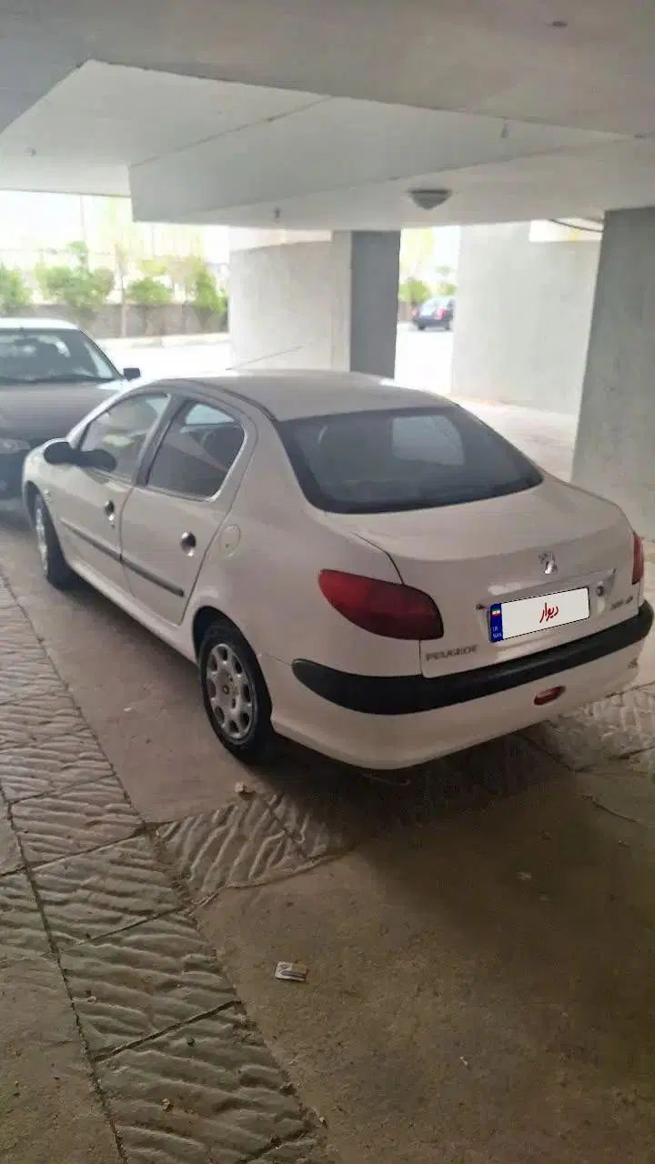 خودرو پژو، ۲۰۶ صندوق دار آگهی ann_20042170