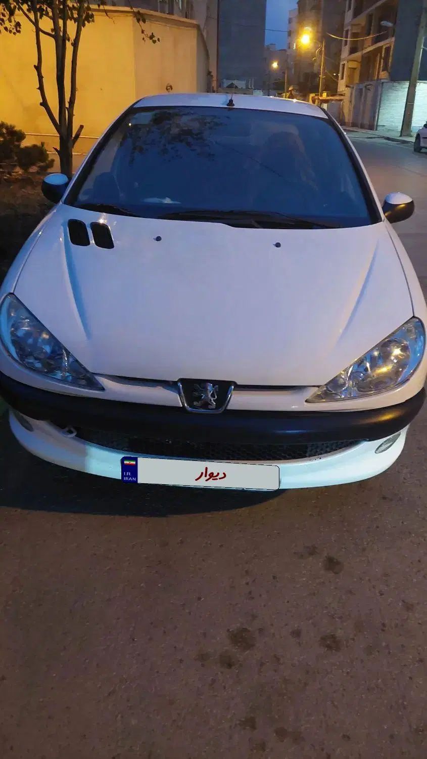 پژو ۲۰۶ صندوق دار v8 - 1399