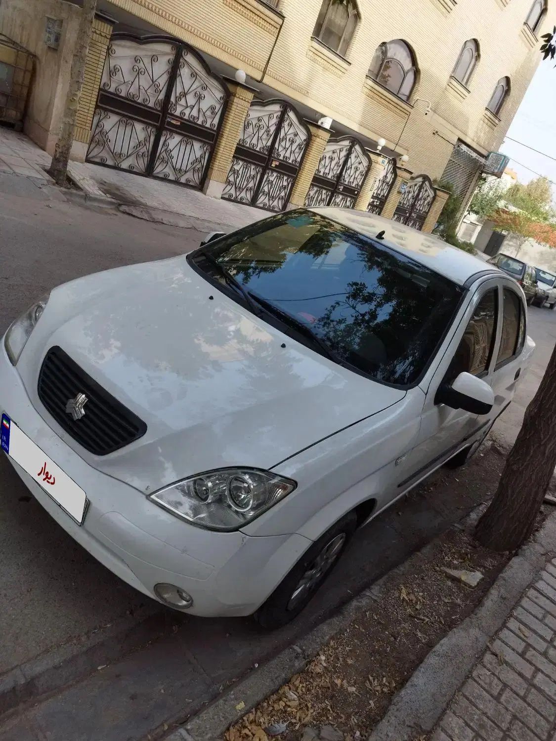 تیبا صندوق دار SX - 1399