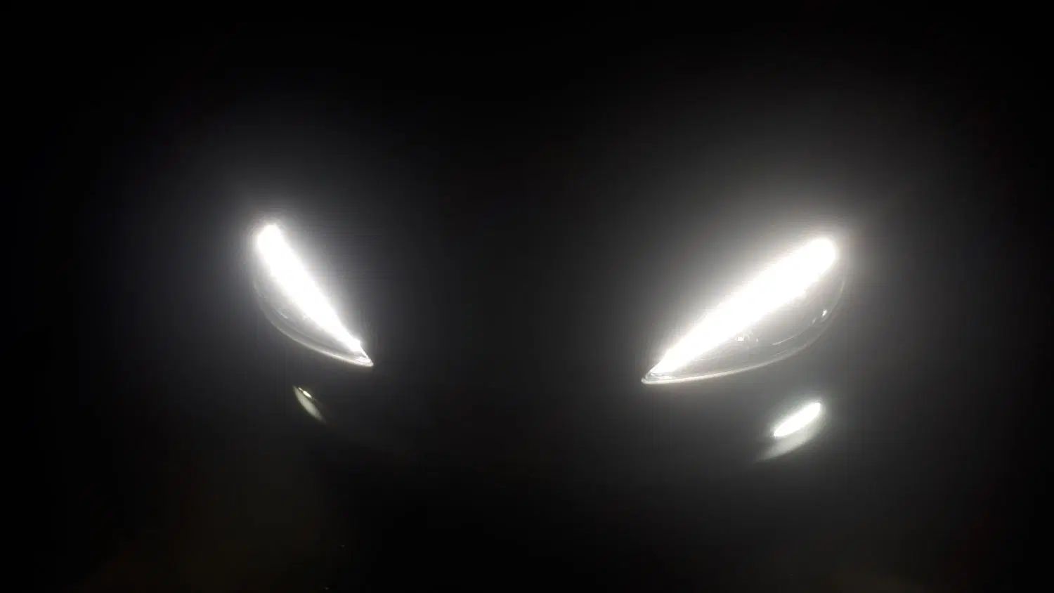 پژو ۲۰۶ صندوق دار v8 - 1395