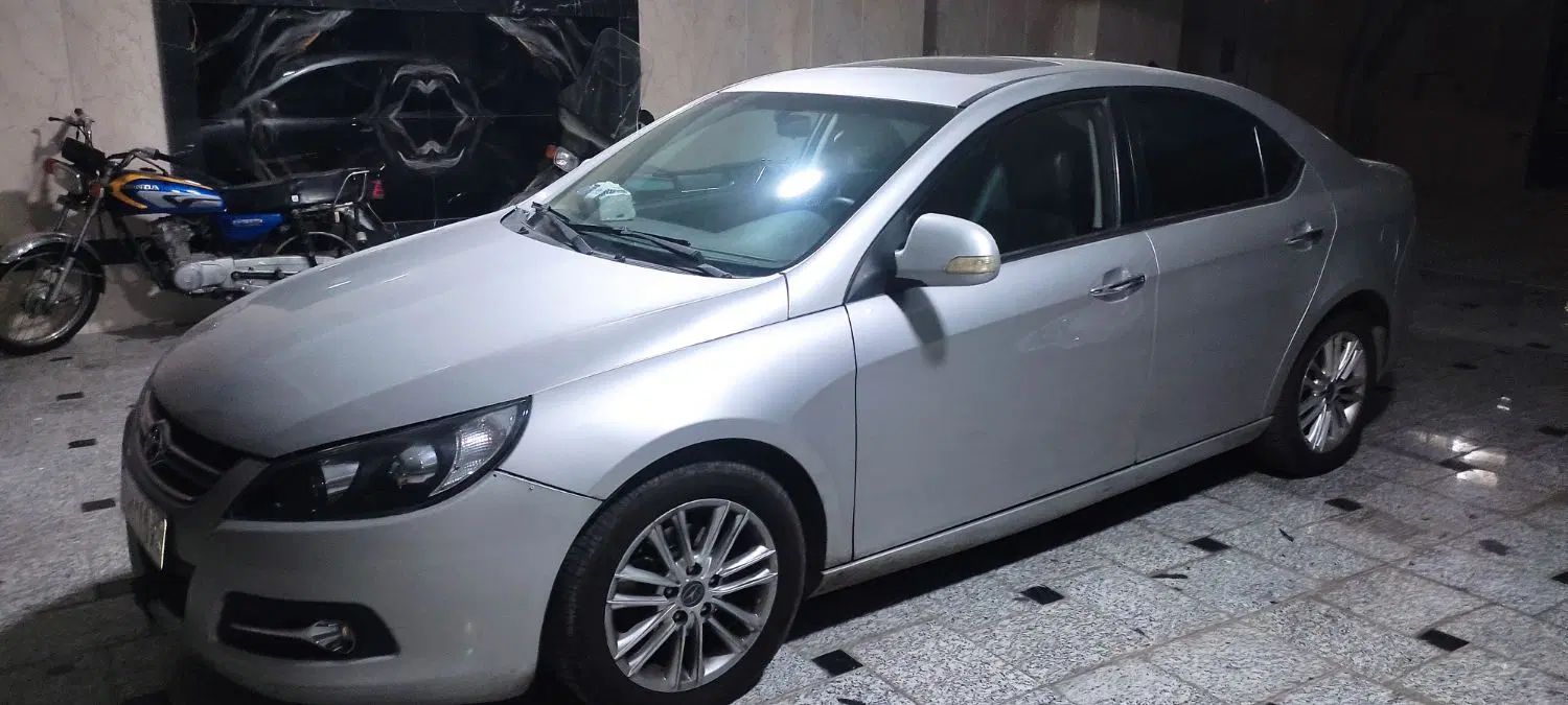 جک J5 اتوماتیک - 1395