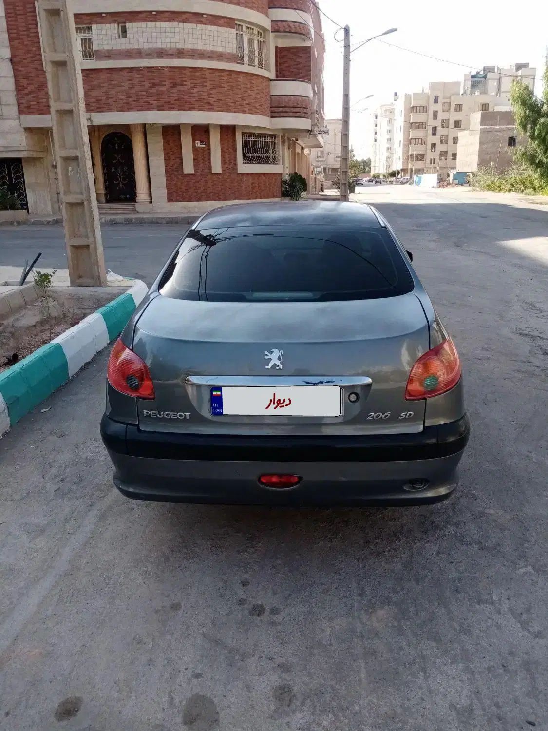 پژو ۲۰۶ صندوق دار v20 - 1390