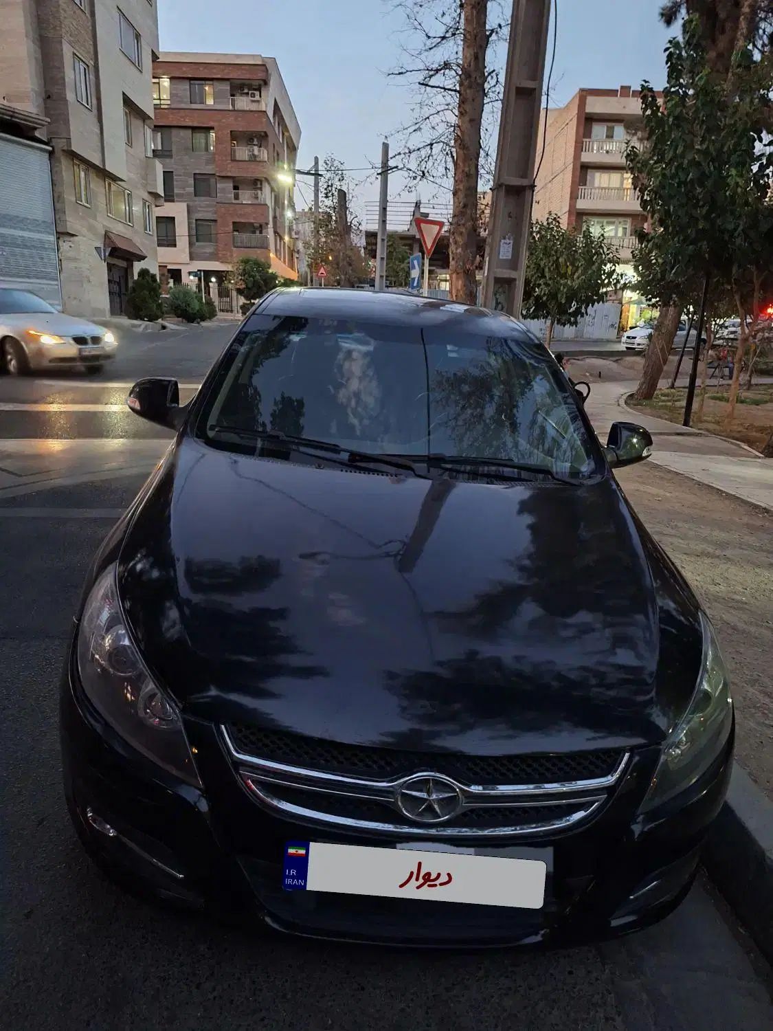 جک J5 اتوماتیک - 1394