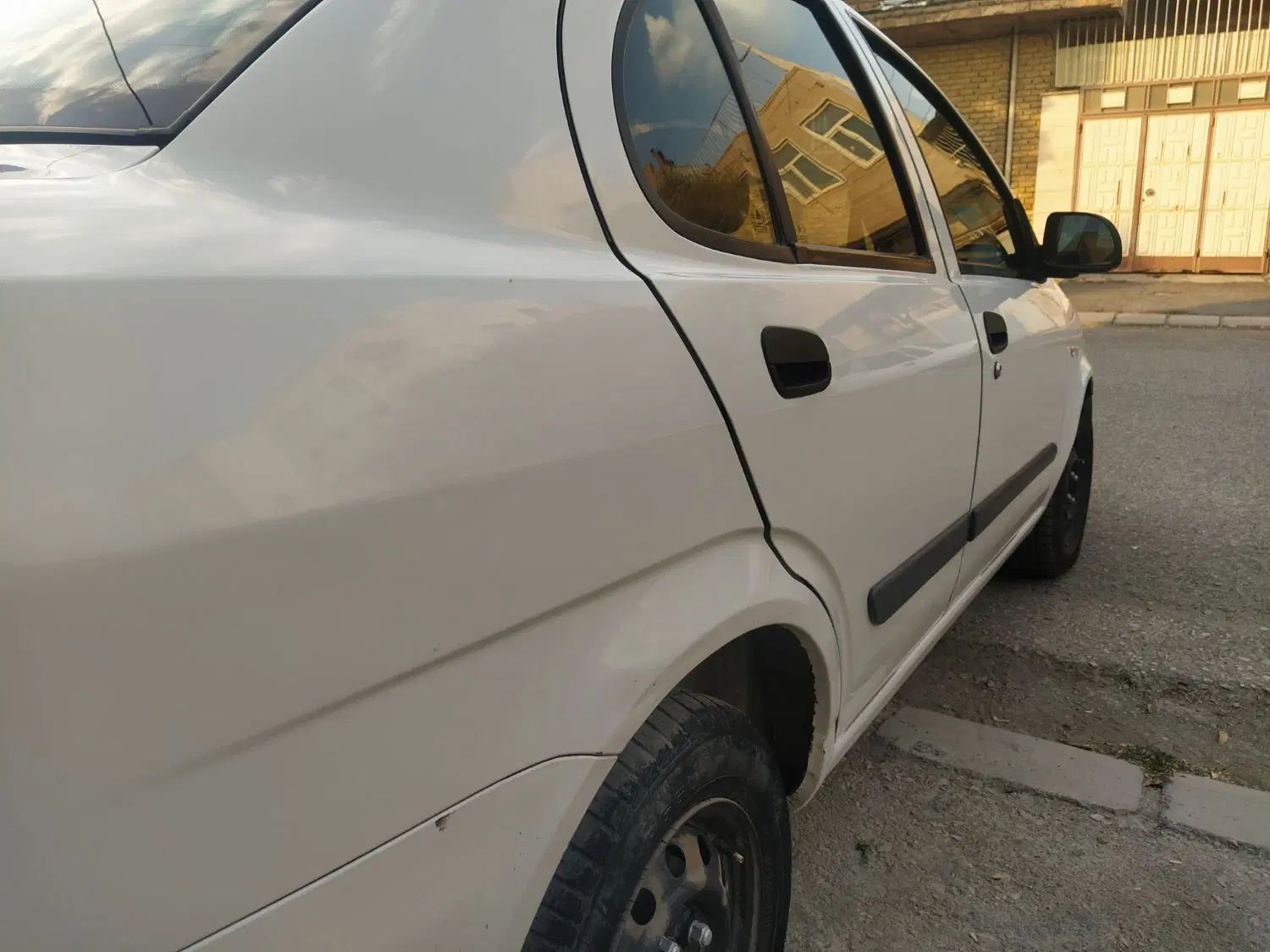تیبا صندوق دار SX - 1390