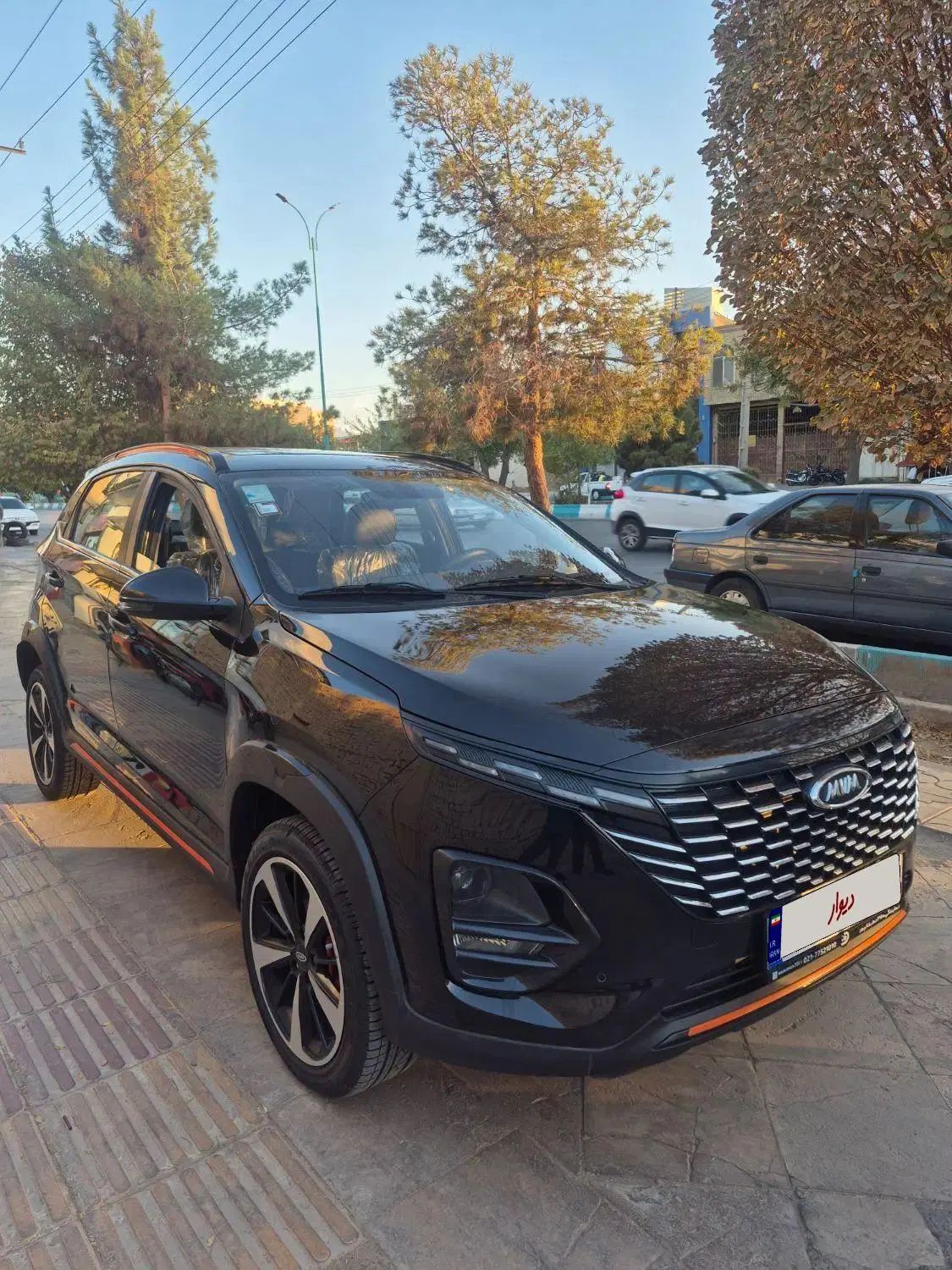 خودرو ام وی ام، X33 کراس آگهی ann_20042924