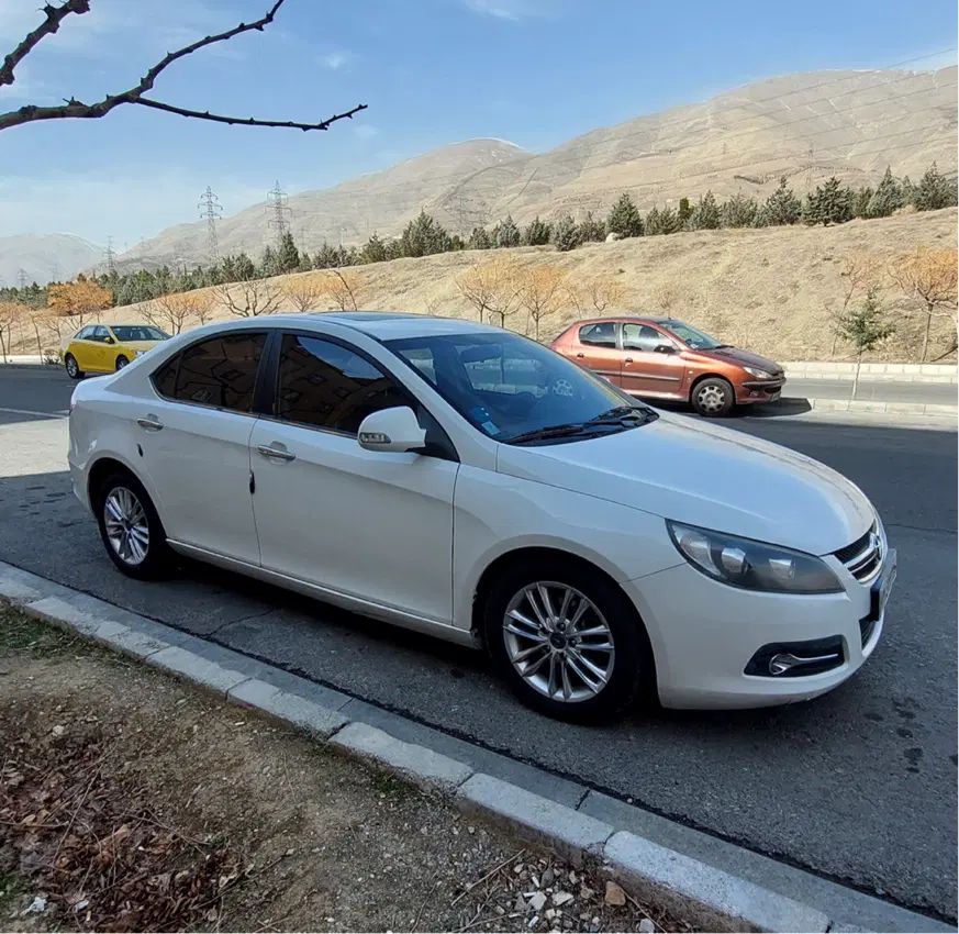 جک J5 اتوماتیک - 1393
