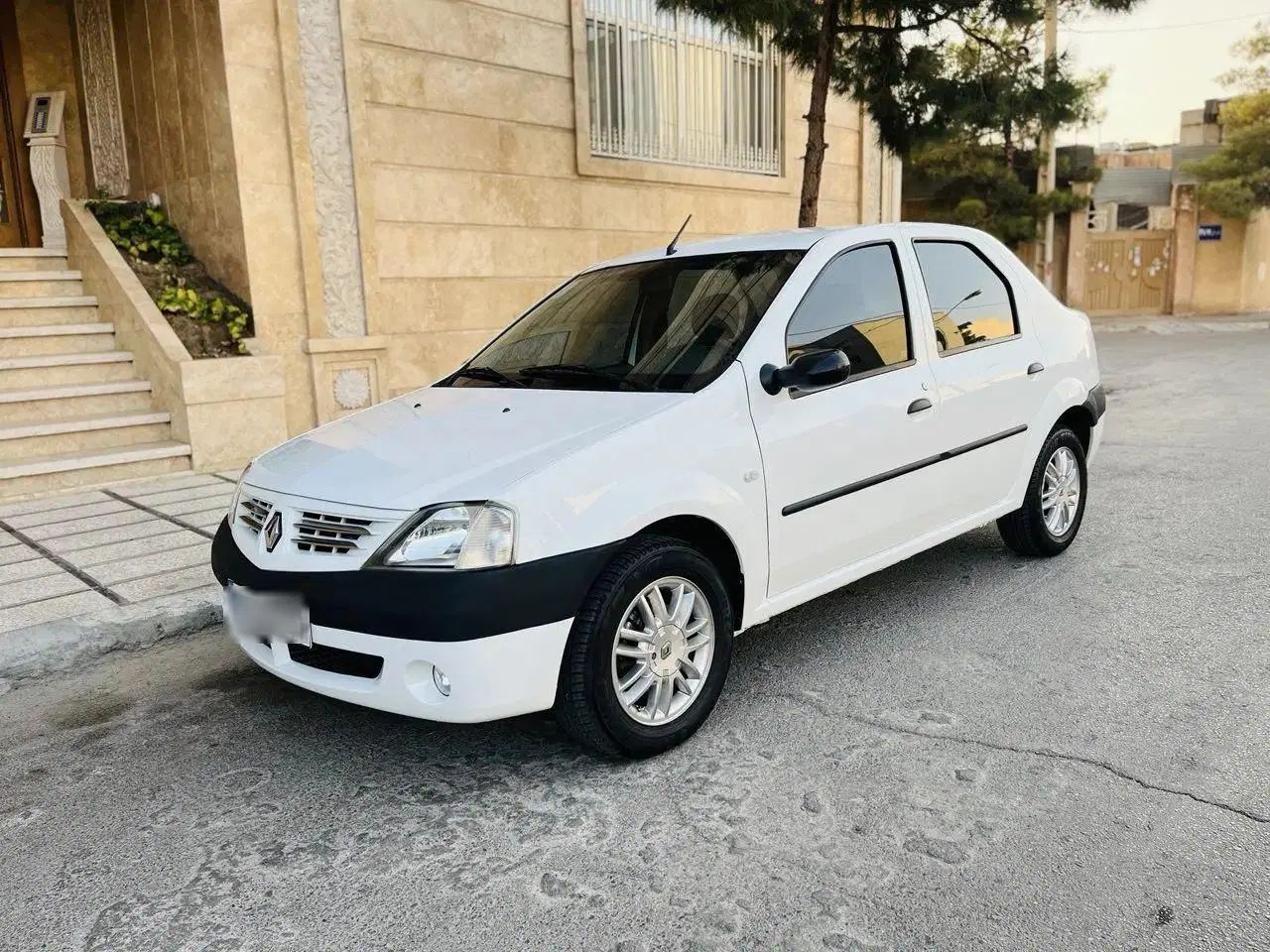 خودرو رنو، تندر 90 آگهی ann_20043135