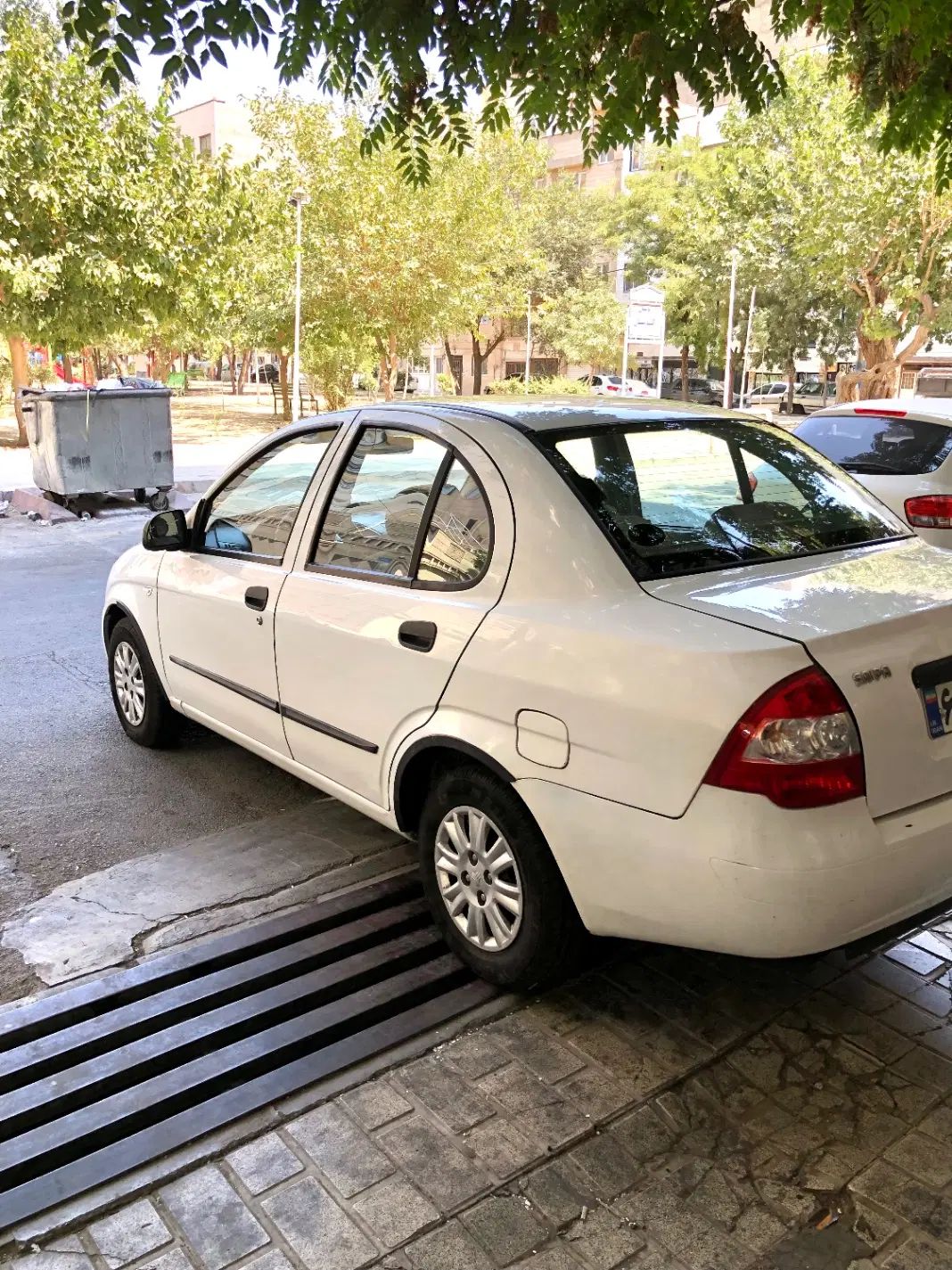 تیبا صندوق دار SX - 1396