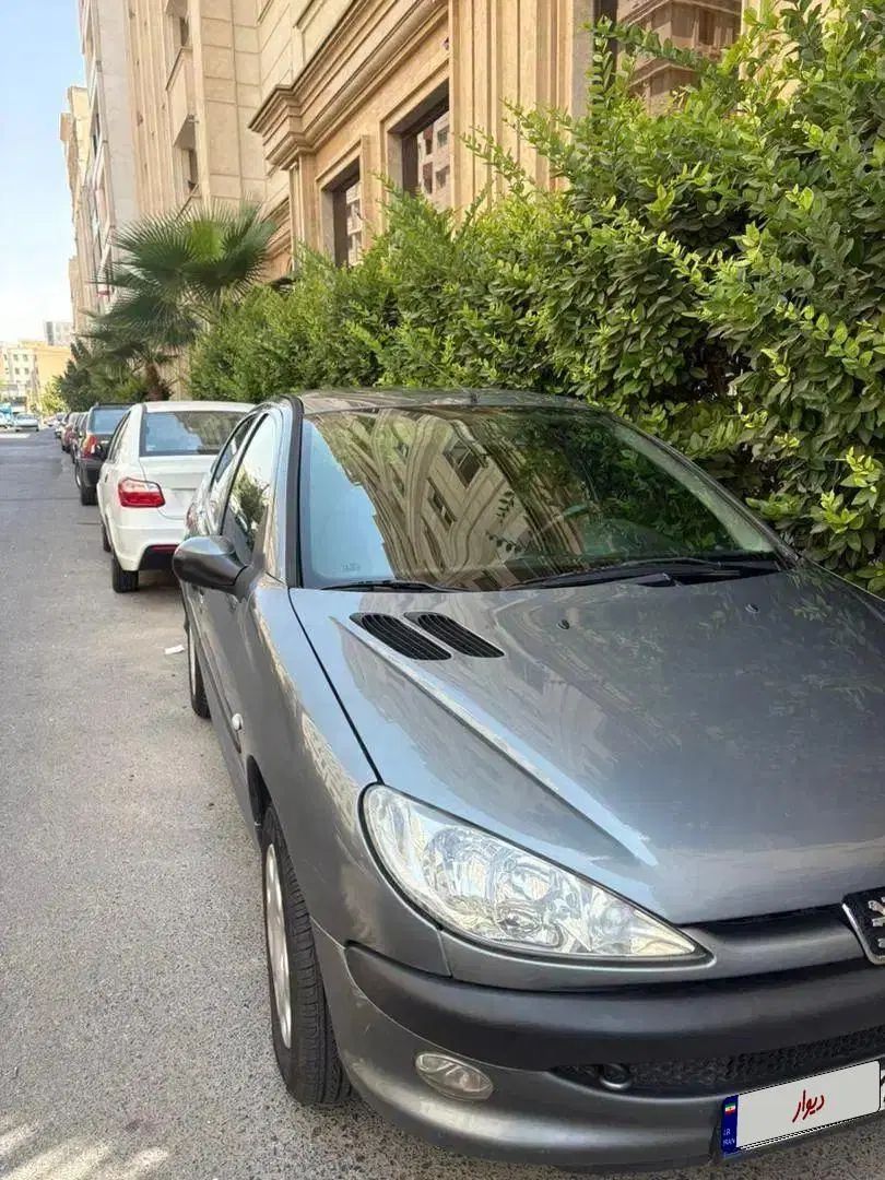 پژو ۲۰۶ صندوق دار v8 - 1391
