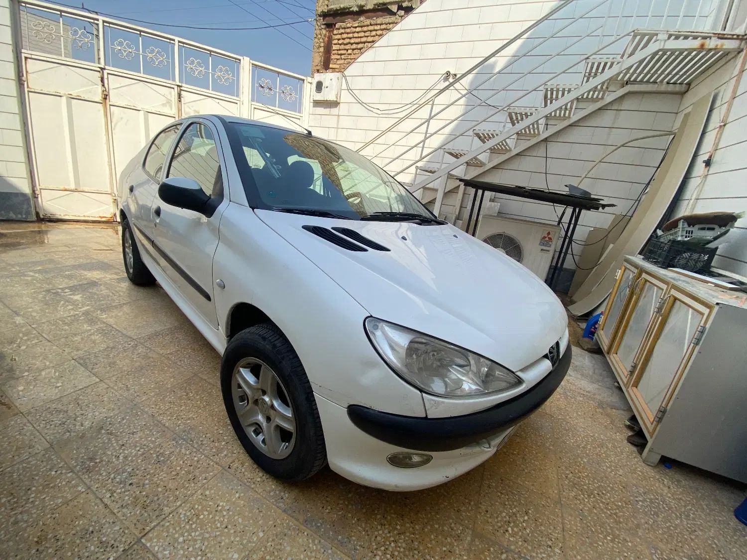 پژو ۲۰۶ صندوق دار v8 - 1396