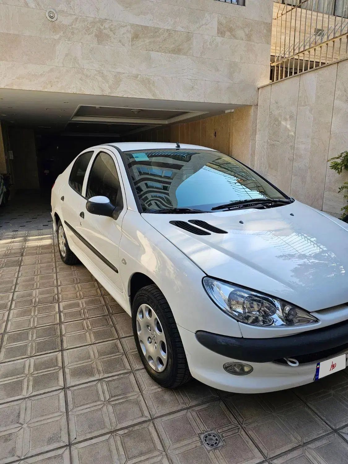 پژو ۲۰۶ صندوق دار v8 - 1398