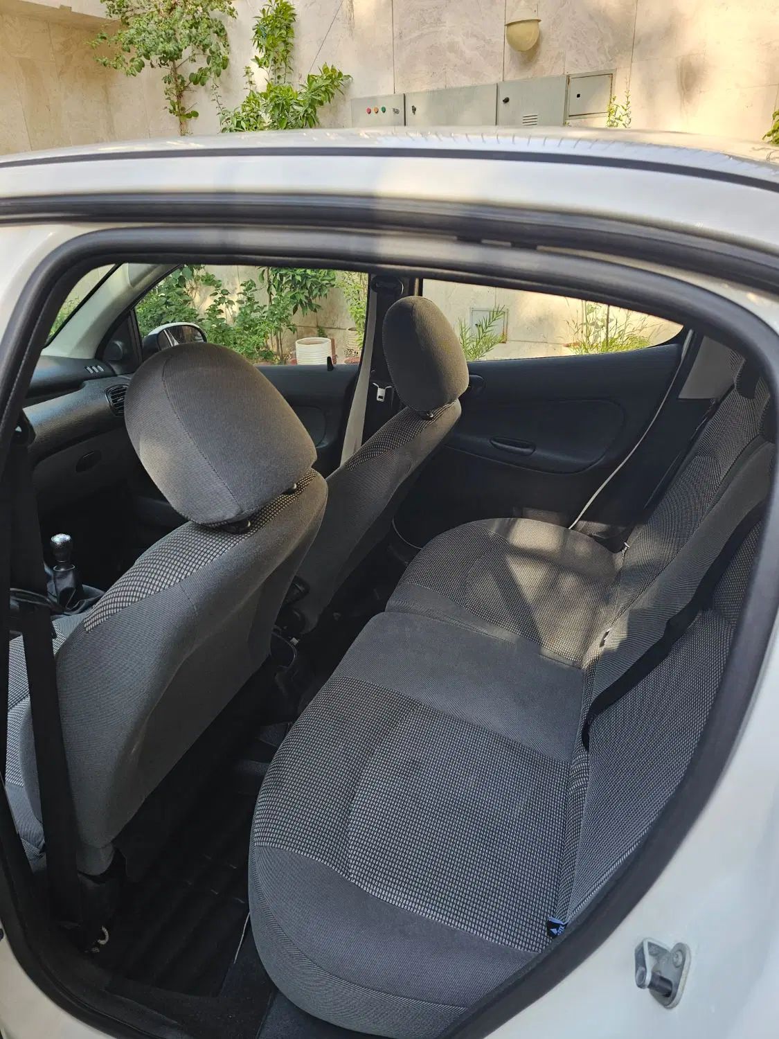 پژو ۲۰۶ صندوق دار v8 - 1398