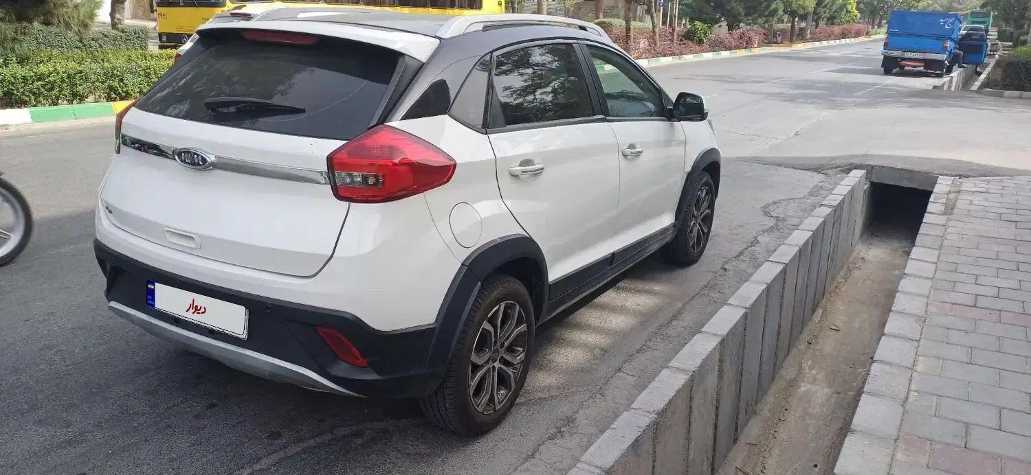ام وی ام X22 اتوماتیک اسپرت - 1396