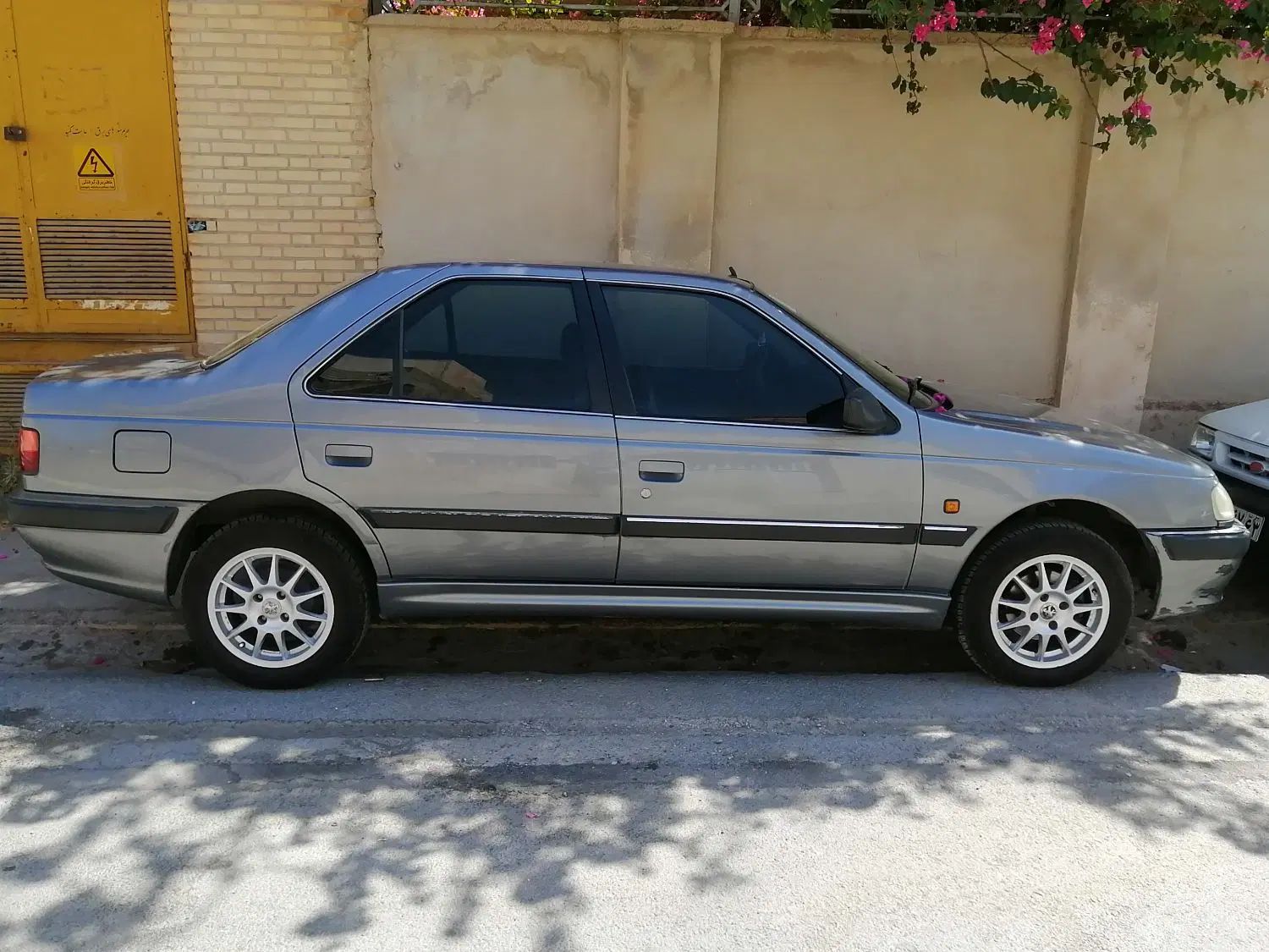 پژو پارس XU7ساده - 1387