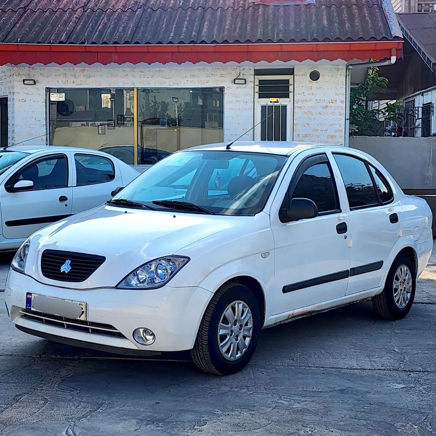 تیبا صندوق دار EX - 1394