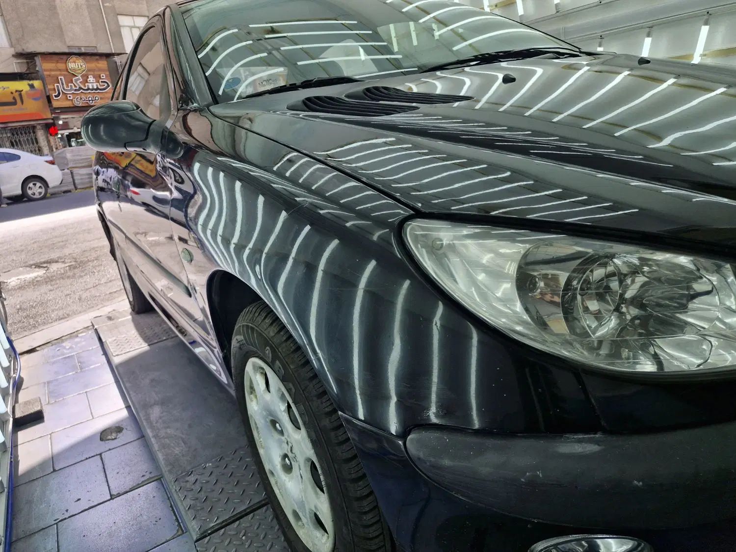 پژو ۲۰۶ صندوق دار v8 - 1395