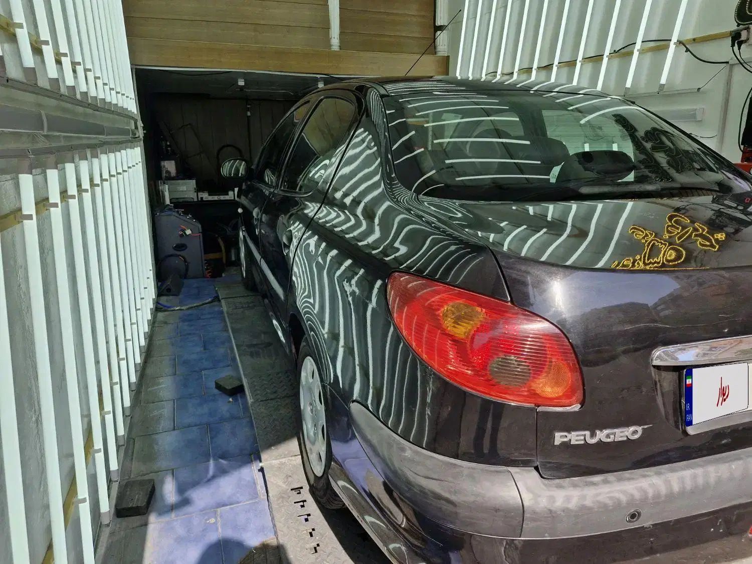 پژو ۲۰۶ صندوق دار v8 - 1395