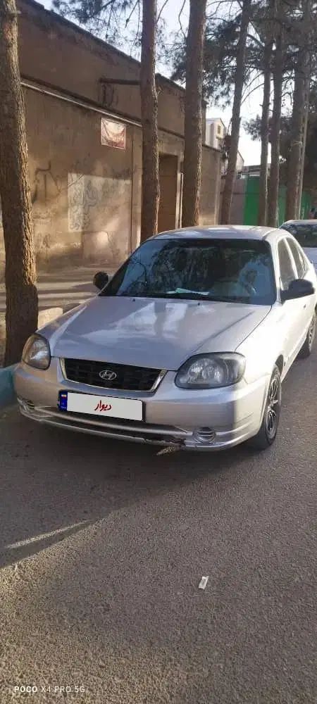 هیوندای ورنا دنده‌ ای - 1384