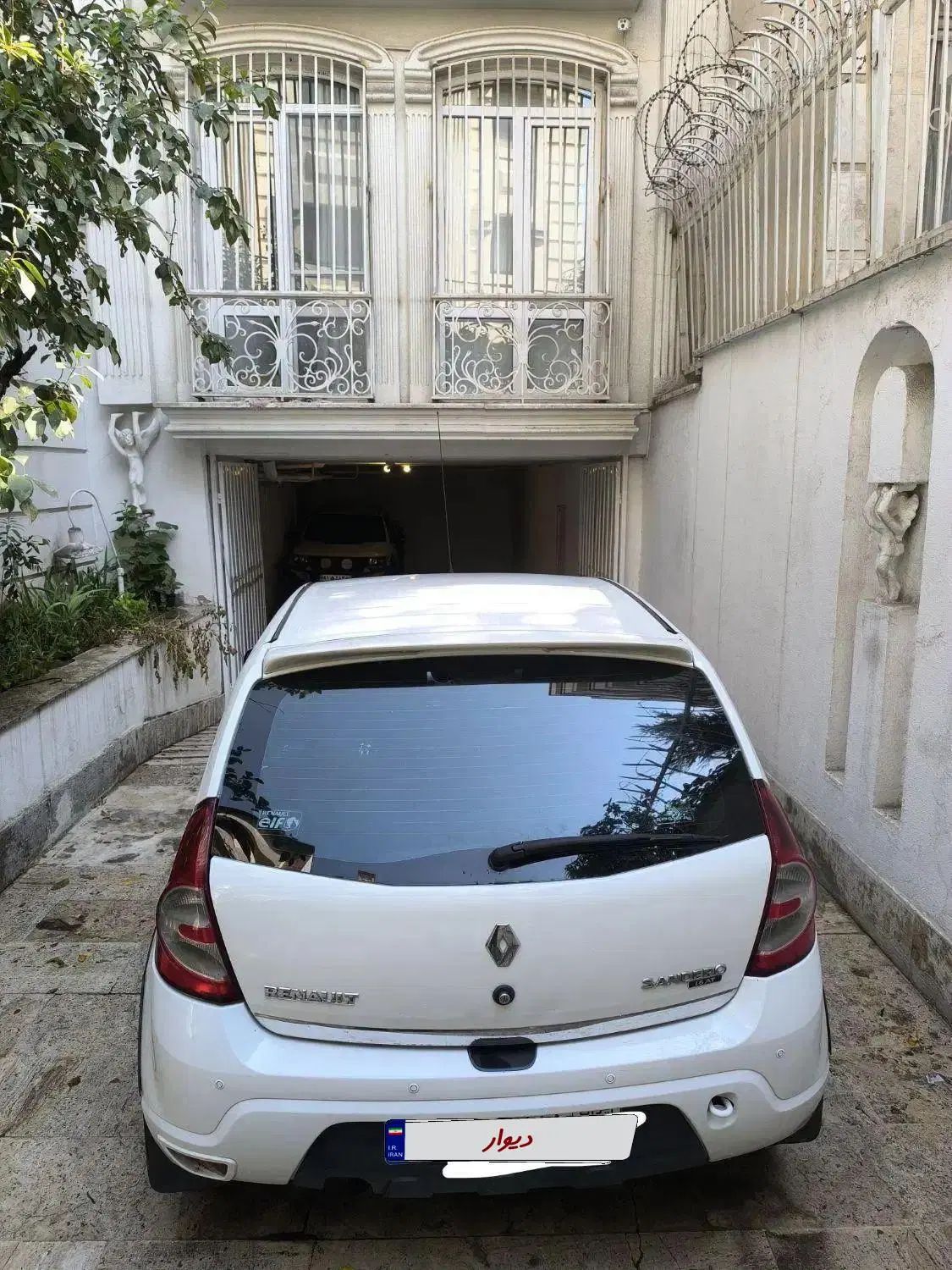 خودرو رنو، ساندرو آگهی ann_20044375
