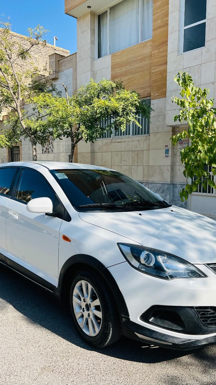 ام وی ام 315 هاچ بک اسپرت اکسلنت - 1396