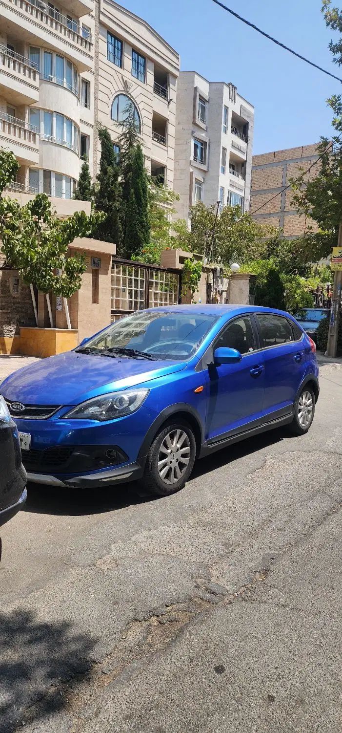 ام وی ام 315 هاچ بک اسپرت لاکچری - 1395