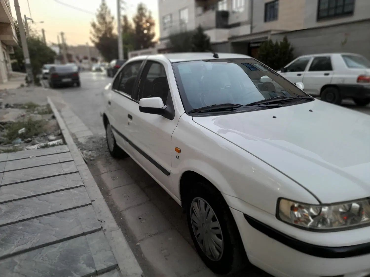سمند LX XU7 - 1396