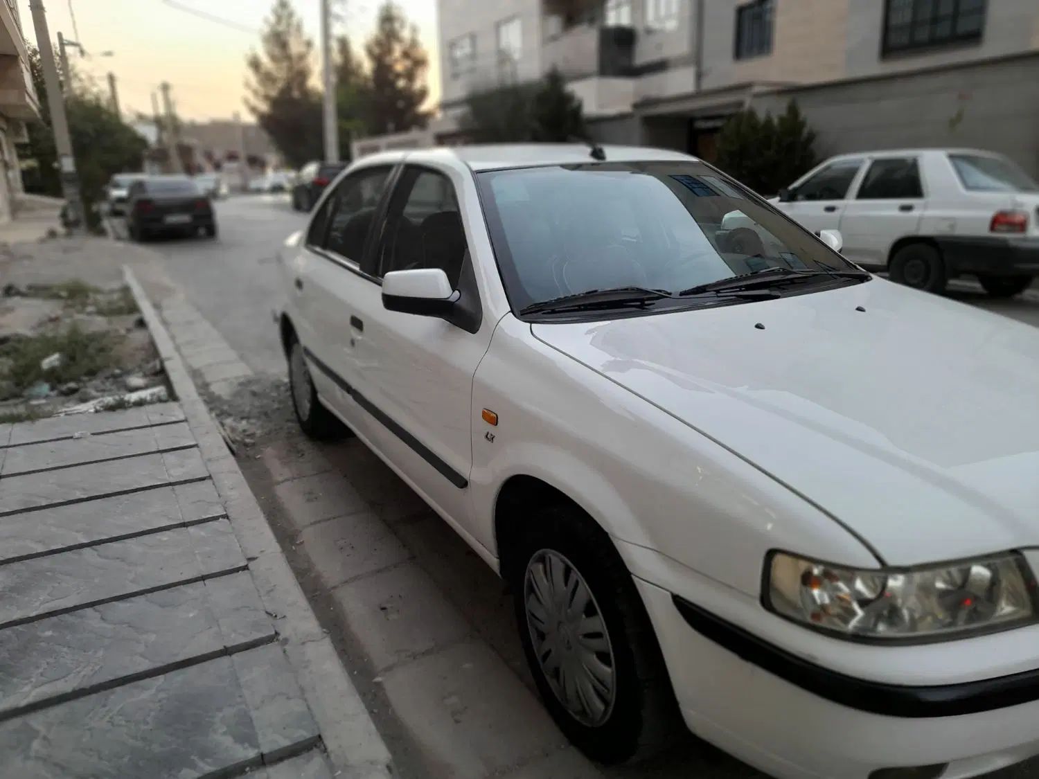 سمند LX XU7 - 1396