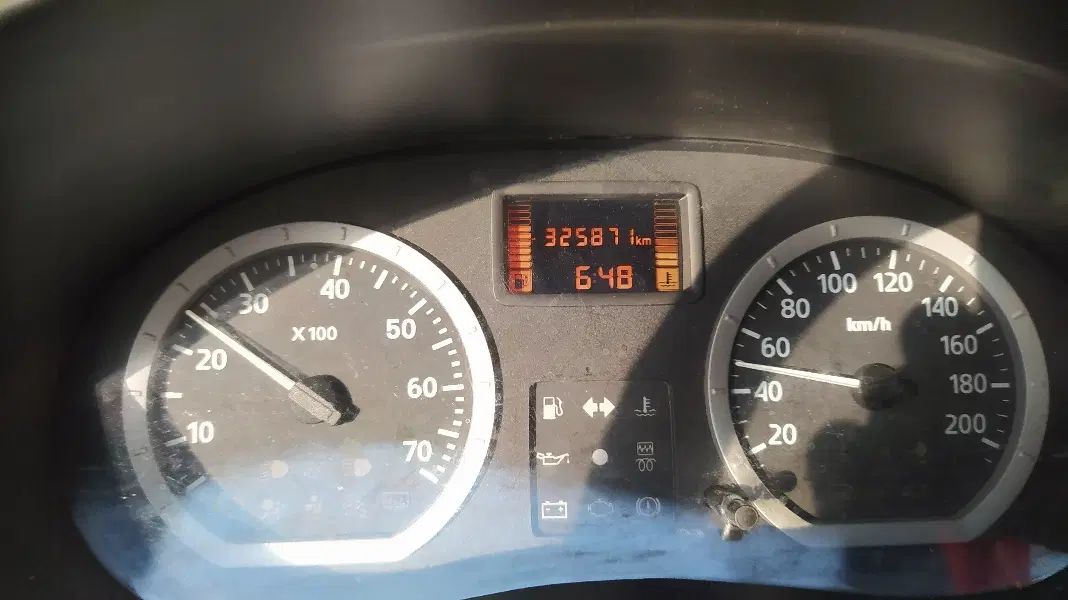 رنو تندر 90 E2 - 1393
