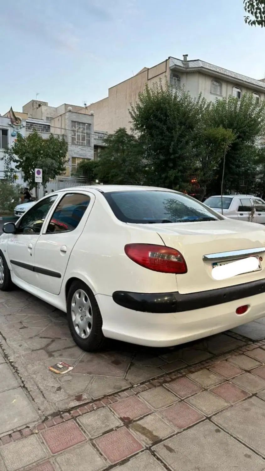 پژو ۲۰۶ صندوق دار v20 - 1387