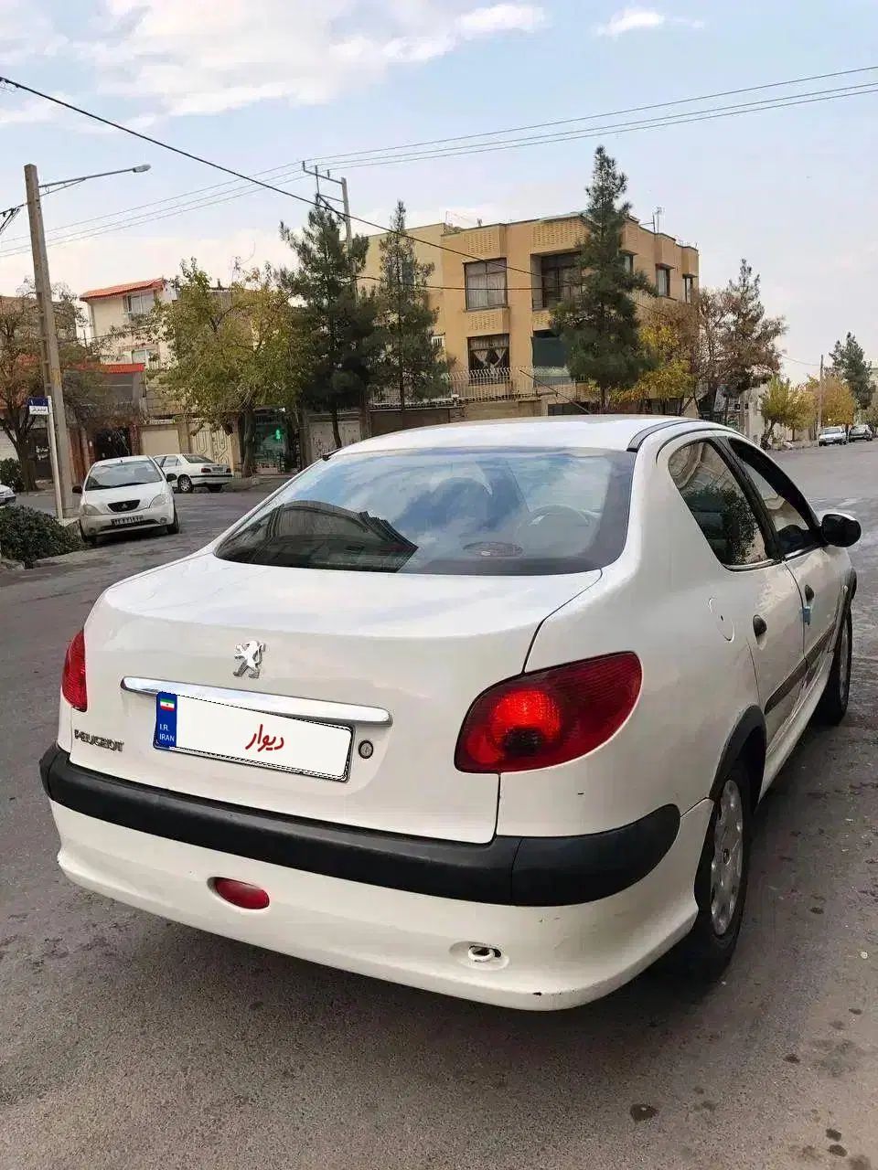 خودرو پژو، ۲۰۶ صندوق دار آگهی ann_20046292
