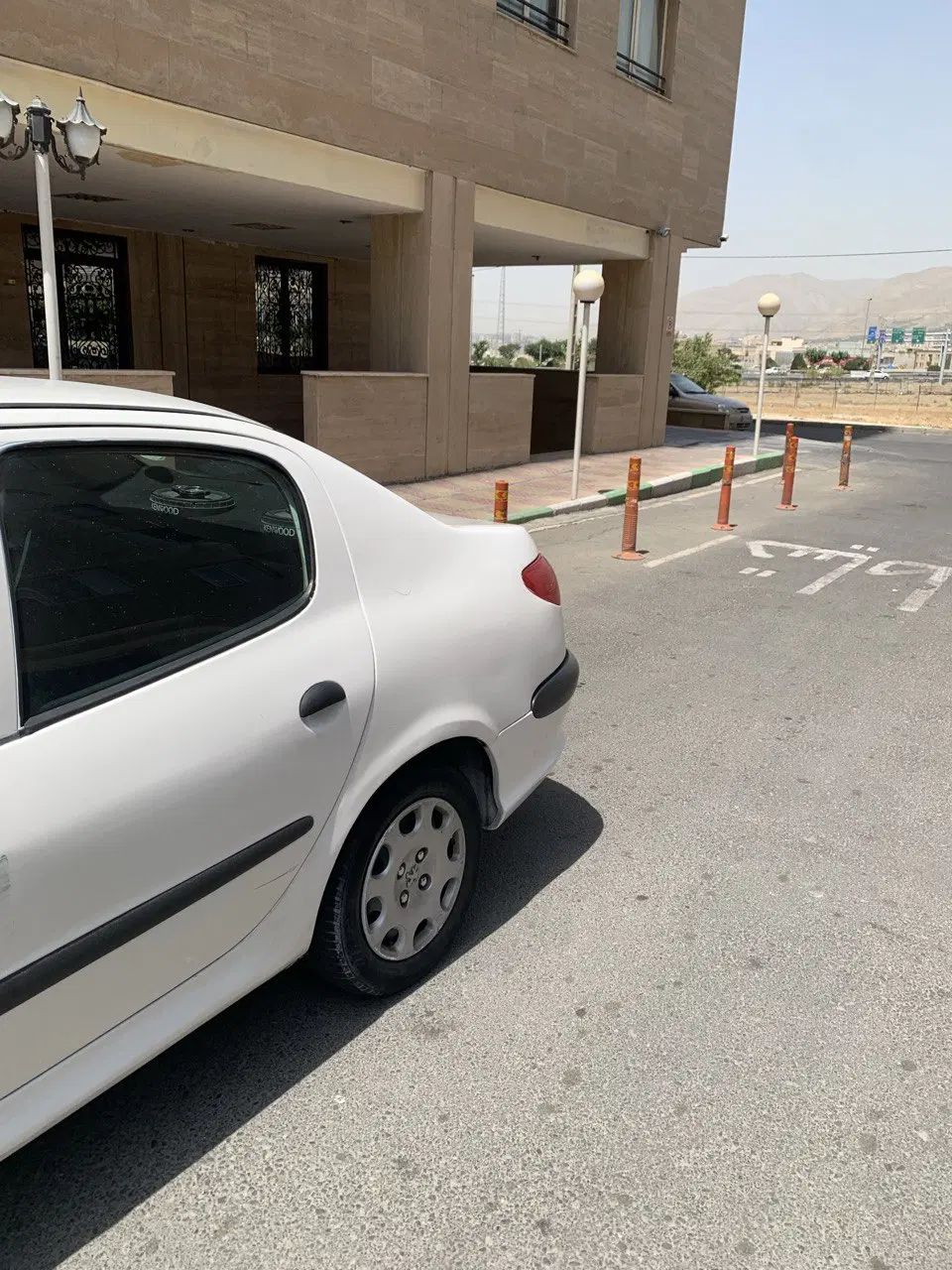 پژو ۲۰۶ صندوق دار v20 - 1388