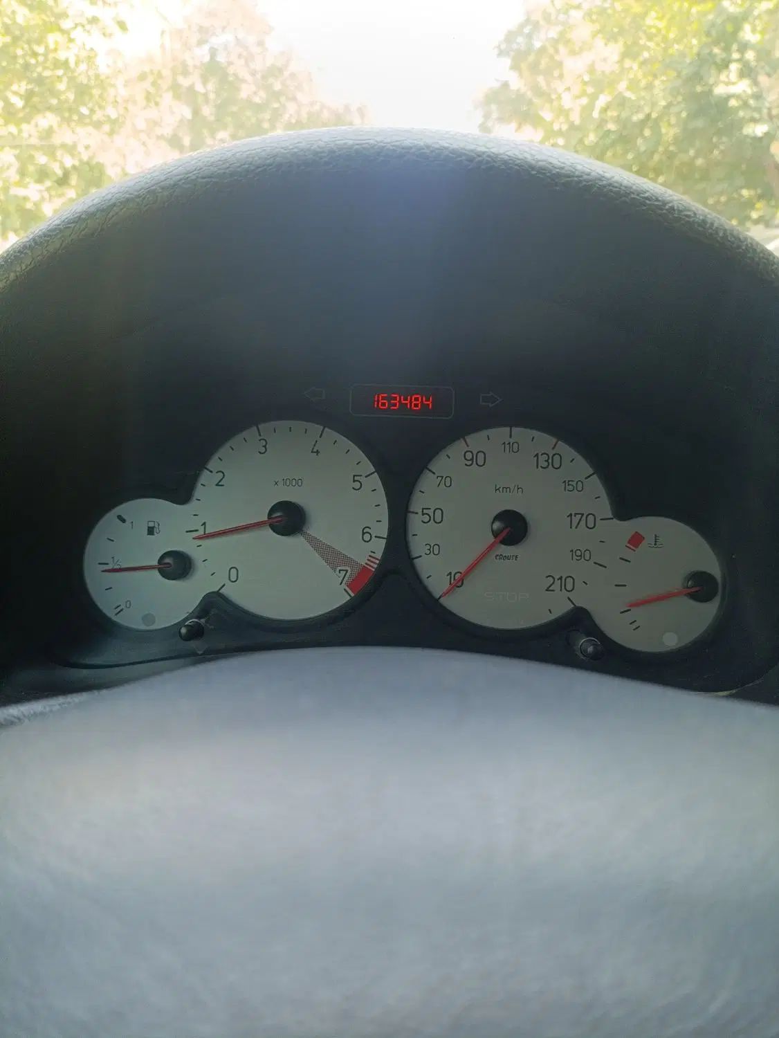 پژو ۲۰۶ صندوق دار v8 - 1393