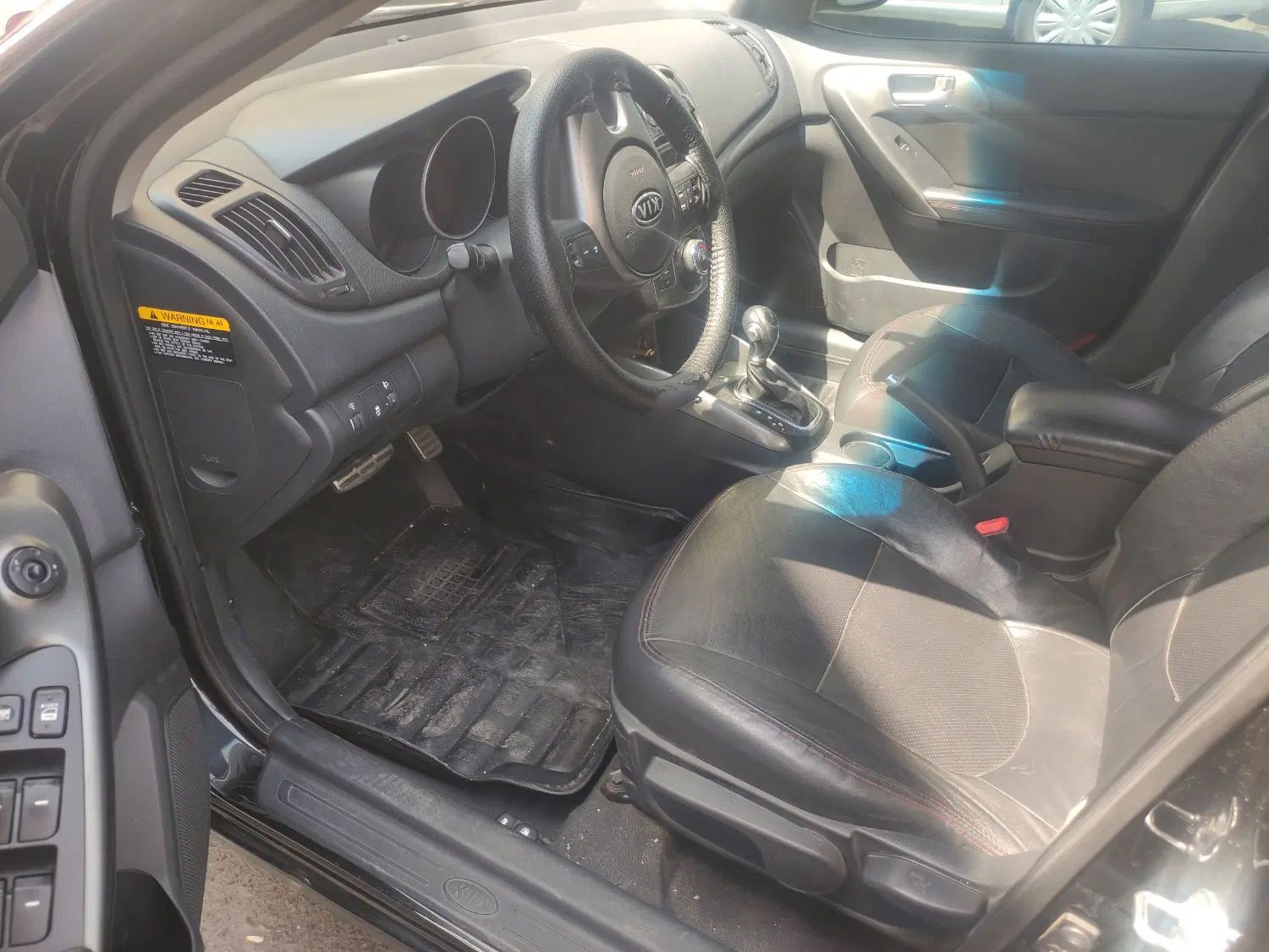 کیا سراتو 2.0 لیتر اتوماتیک GT لاین - 2011