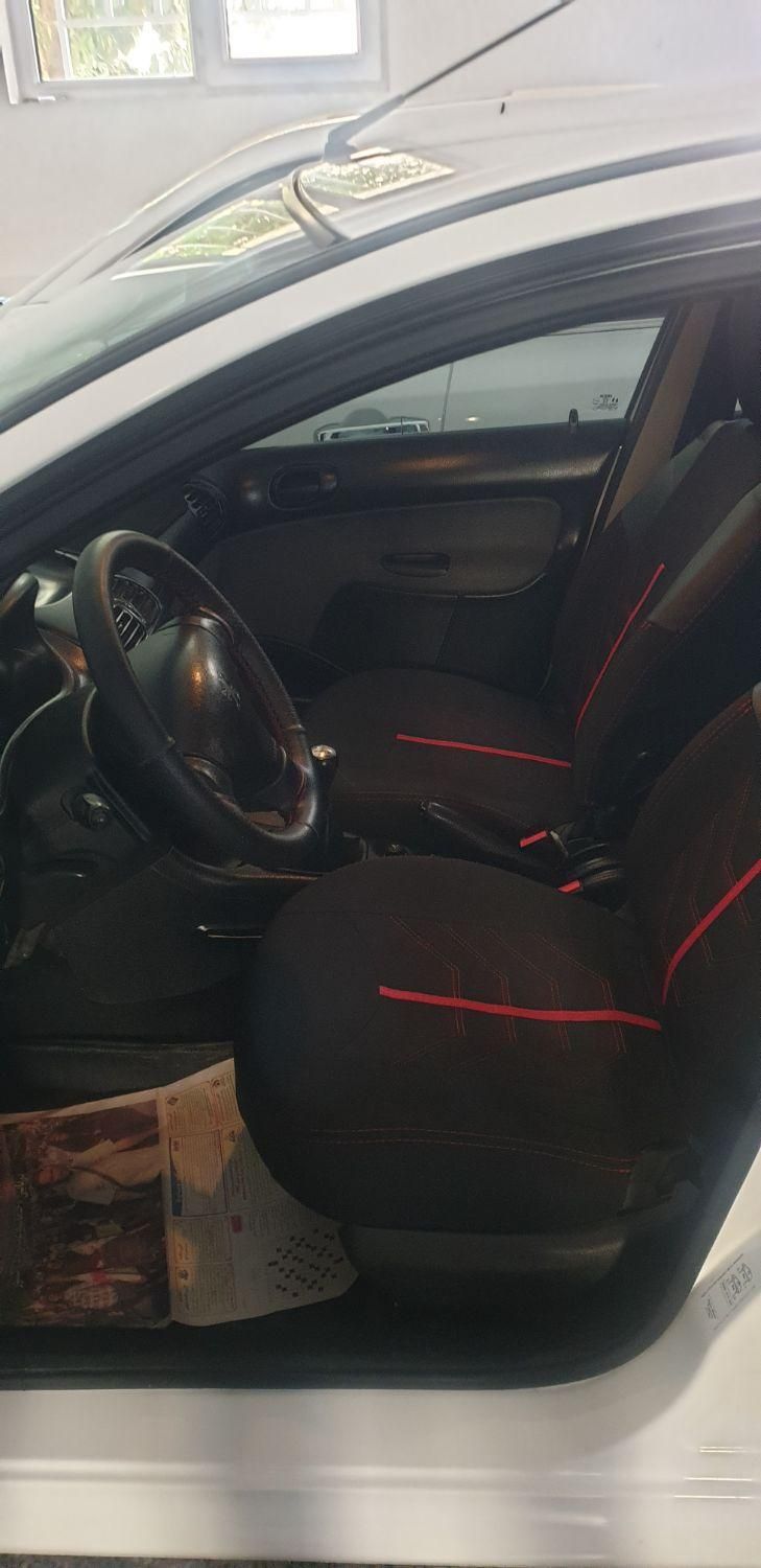 پژو ۲۰۶ صندوق دار v8 - 1395