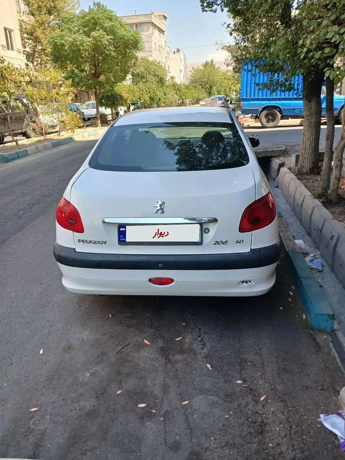 پژو ۲۰۶ صندوق دار v8 - 1394