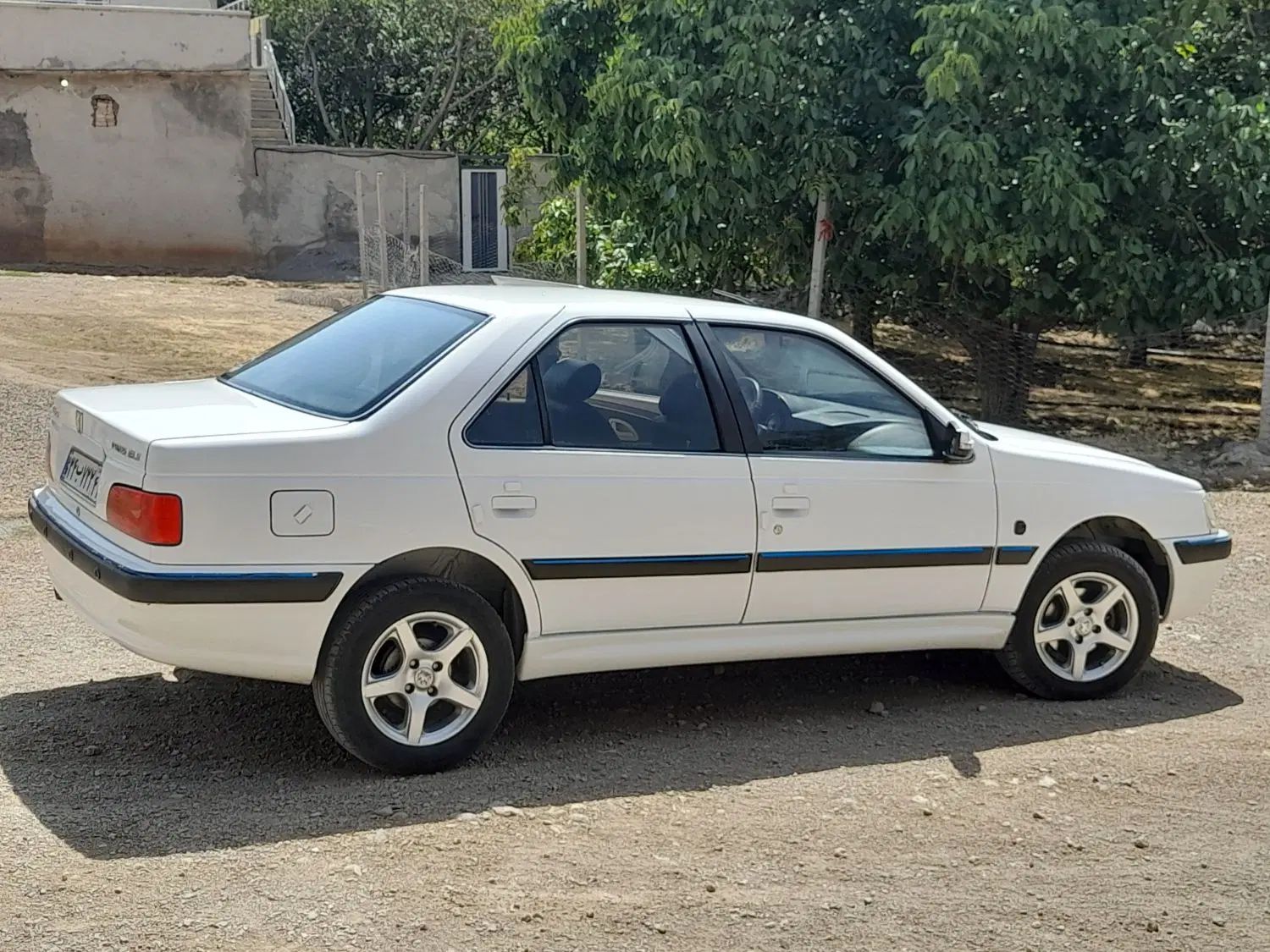 پژو پارس سال - 1394