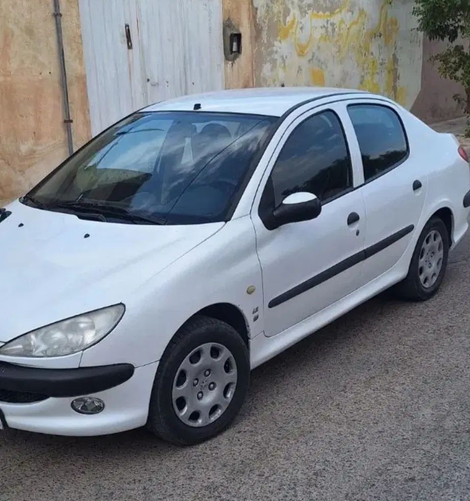 پژو ۲۰۶ صندوق دار v8 - 1391
