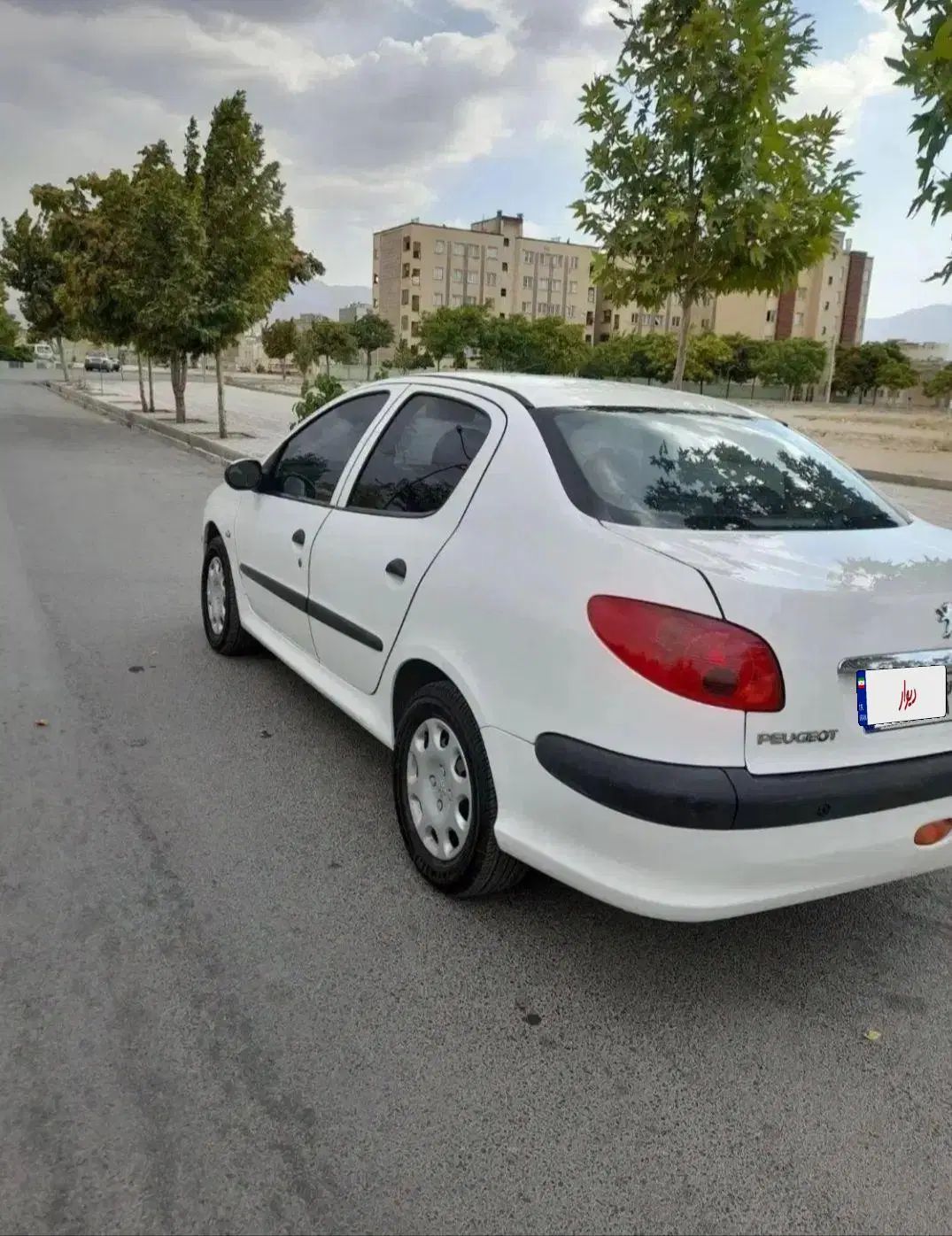 خودرو پژو، ۲۰۶ صندوق دار آگهی ann_20047012