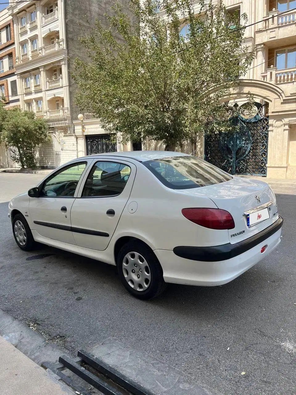 پژو ۲۰۶ صندوق دار v8 - 1388