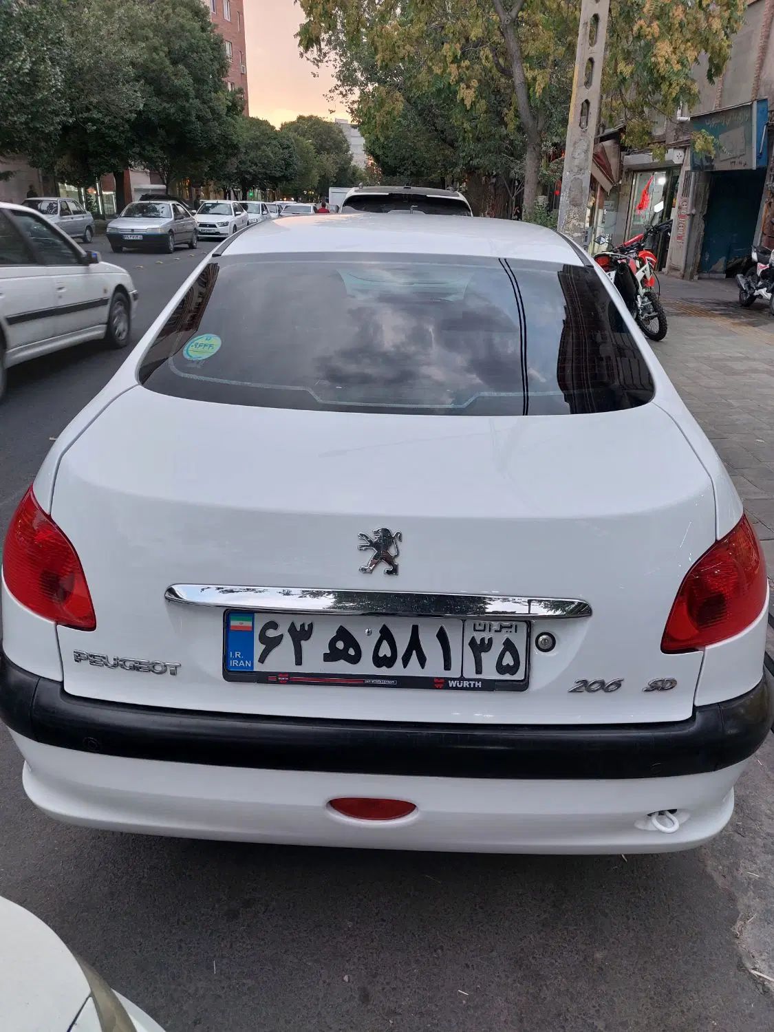 پژو ۲۰۶ صندوق دار v8 - 1398