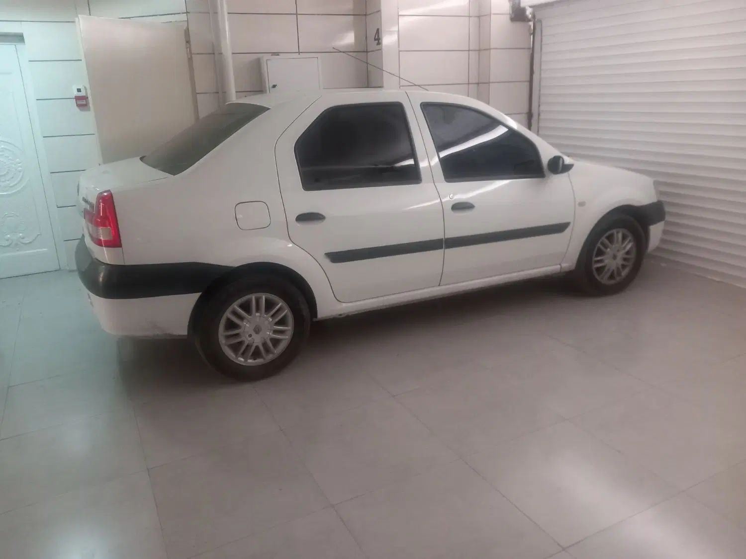 خودرو رنو، تندر 90 آگهی ann_20047541