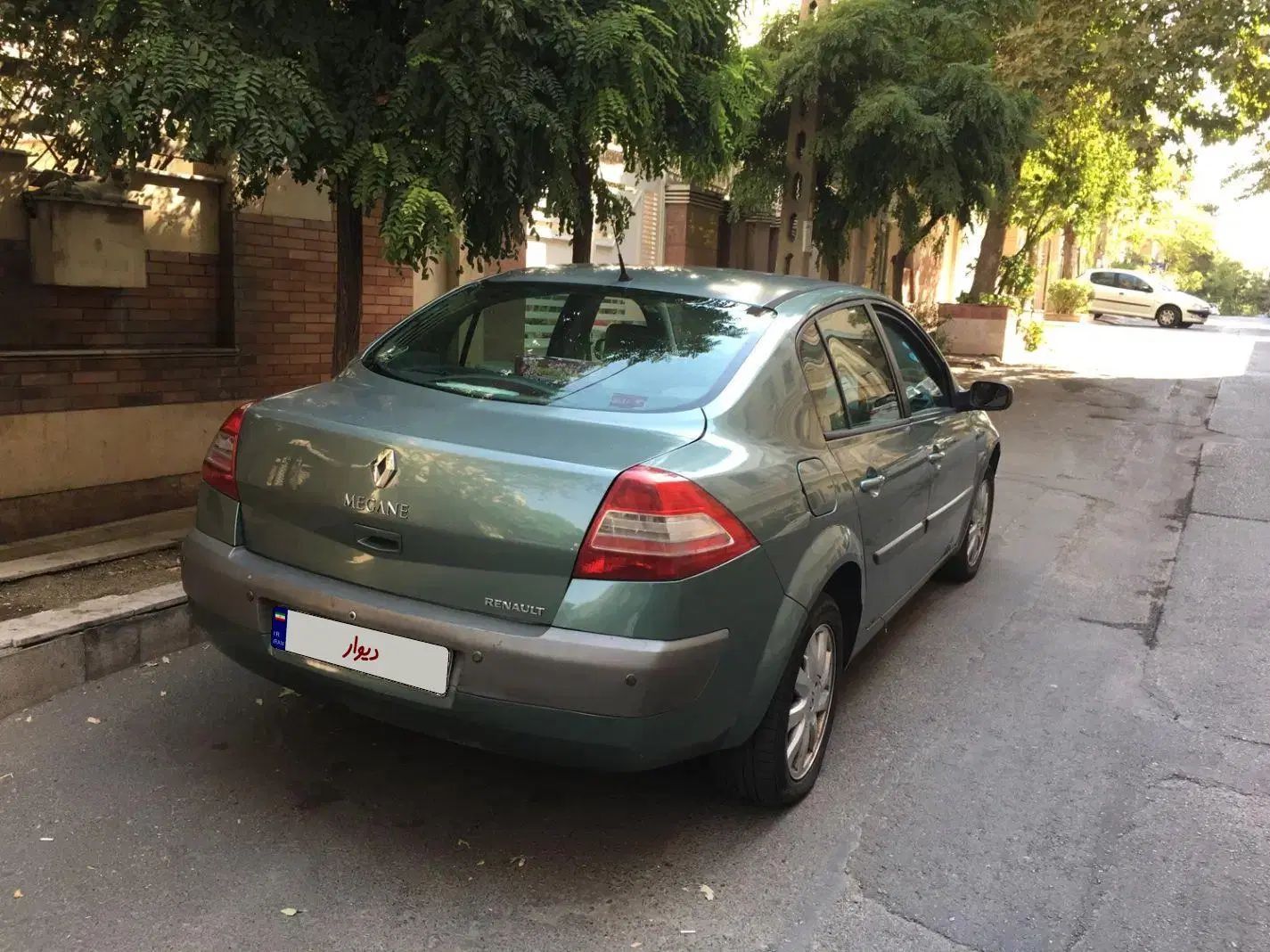 رنو مگان پارس خودرو 2000 - 1389