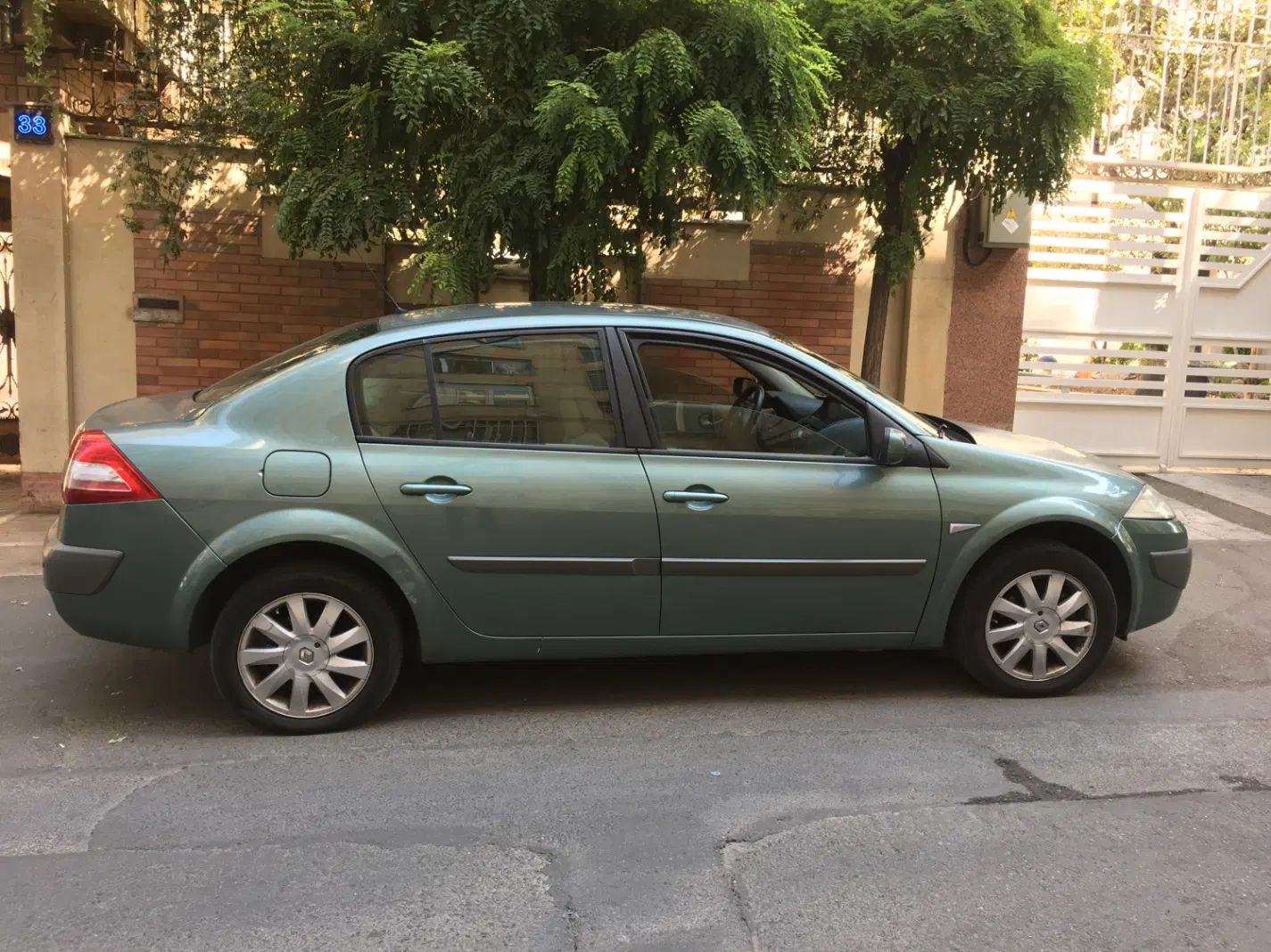 رنو مگان پارس خودرو 2000 - 1389