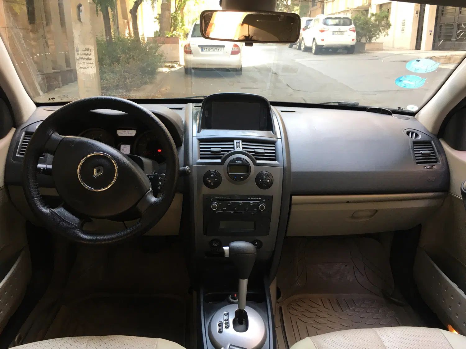 رنو مگان پارس خودرو 2000 - 1389