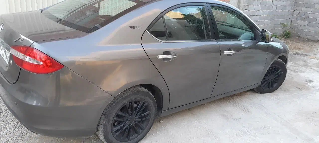 جک J4 اتوماتیک ساده - 1397