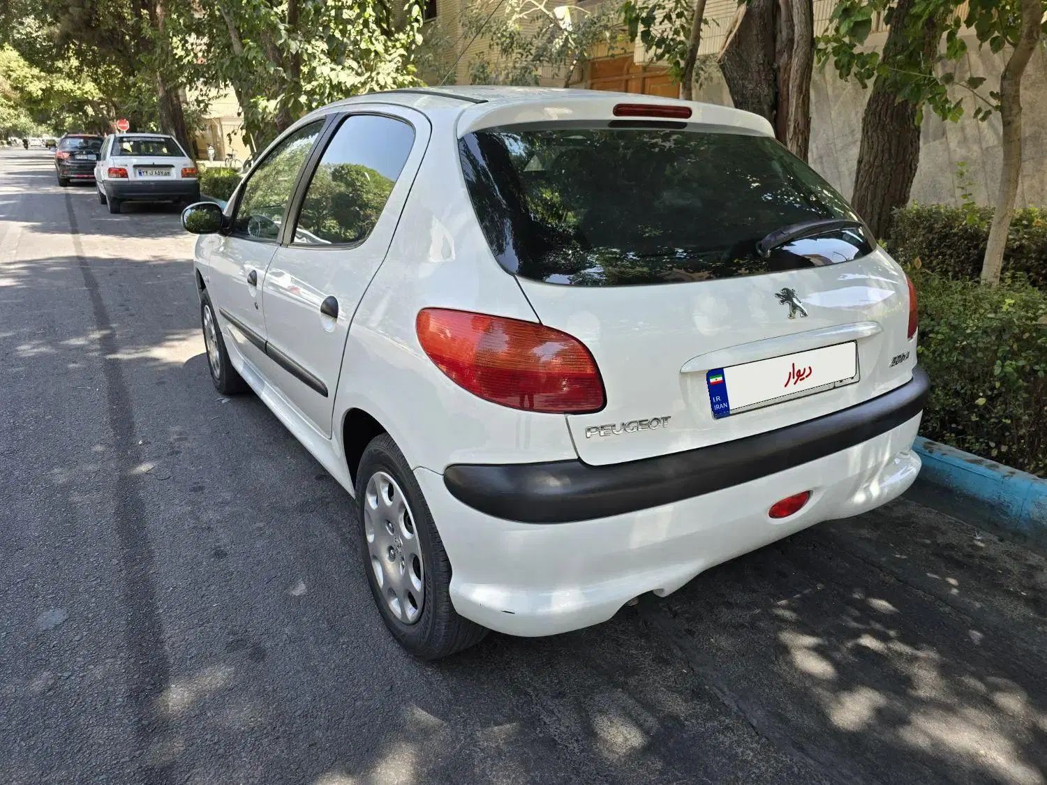 پژو 206 تیپ 3 - 1389