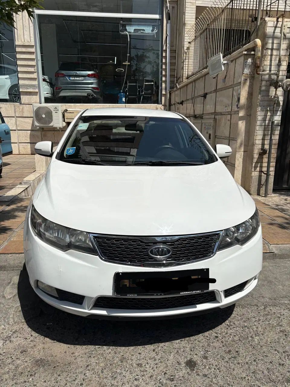 کیا سراتو 2.0 لیتر اتوماتیک GT لاین - 2016