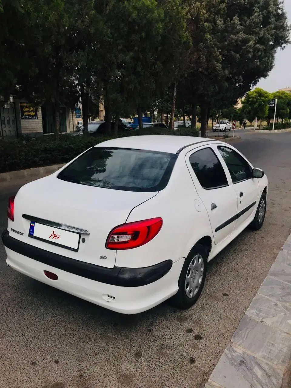 پژو ۲۰۶ صندوق دار v8 - 1396