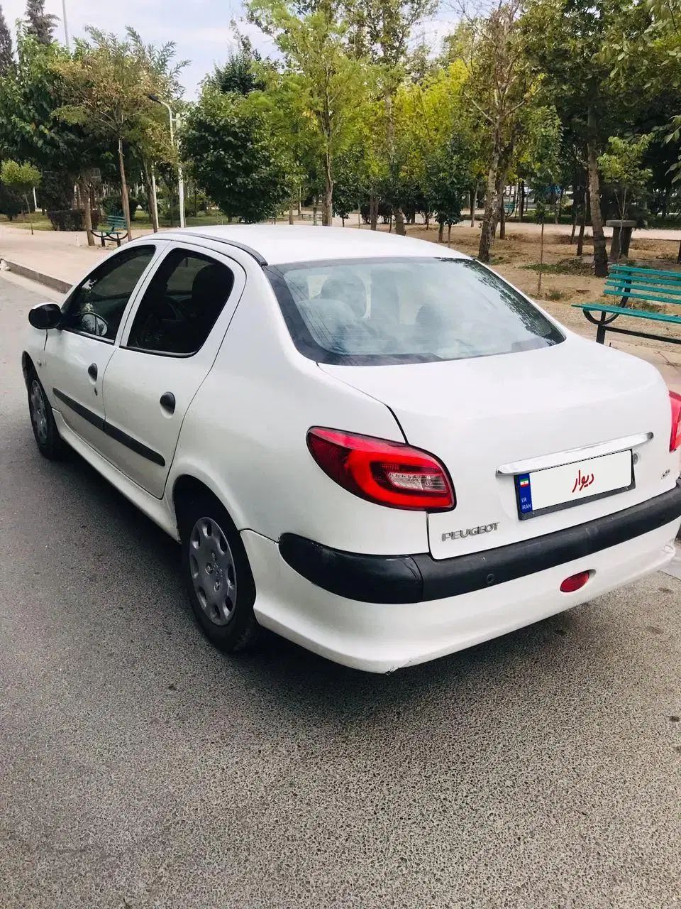 پژو ۲۰۶ صندوق دار v8 - 1396